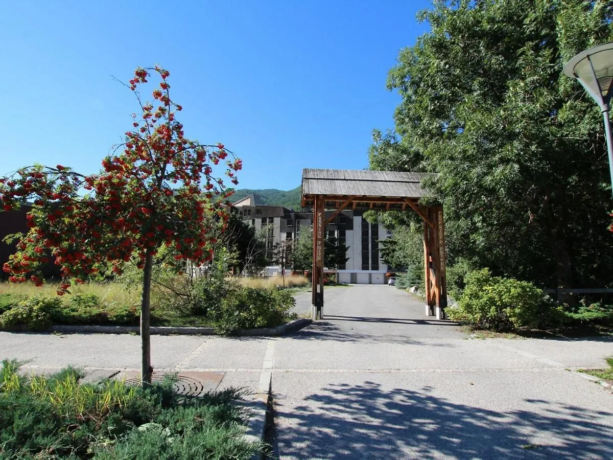 Appartement T2 Avec Jardin, Acces Facile Aux Remontees Et Centre Commercial A La Salle-Les-Alpes - Fr-1-330F-86 Serre Chevalier Apartment